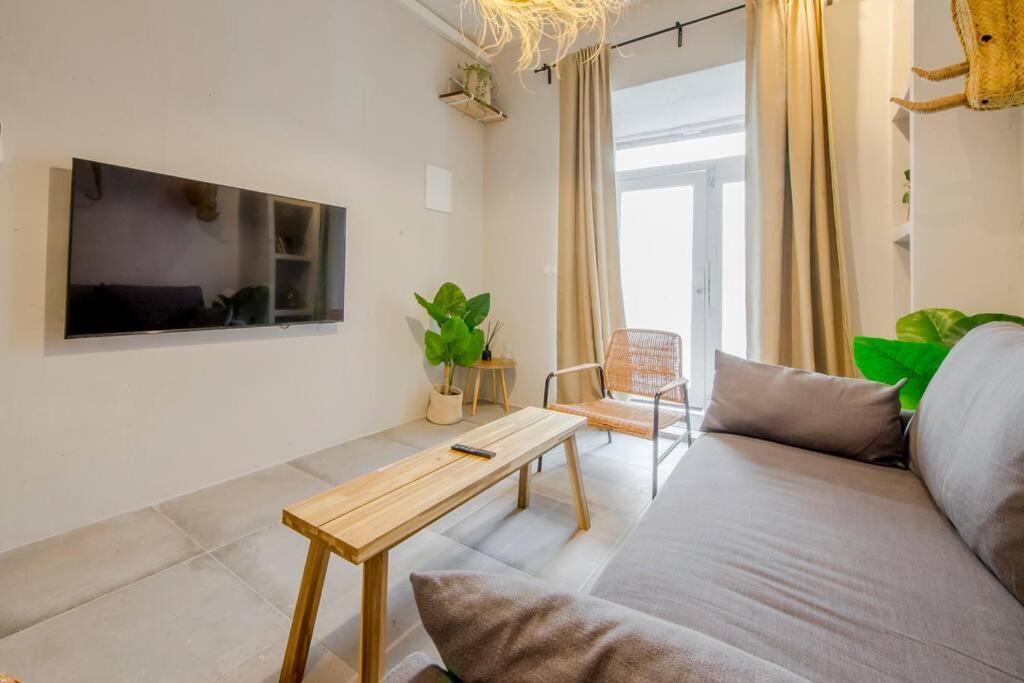 Apartmán Cool Deluxe Interior Design A 2 Min De Gran Via Madrid Exteriér fotografie