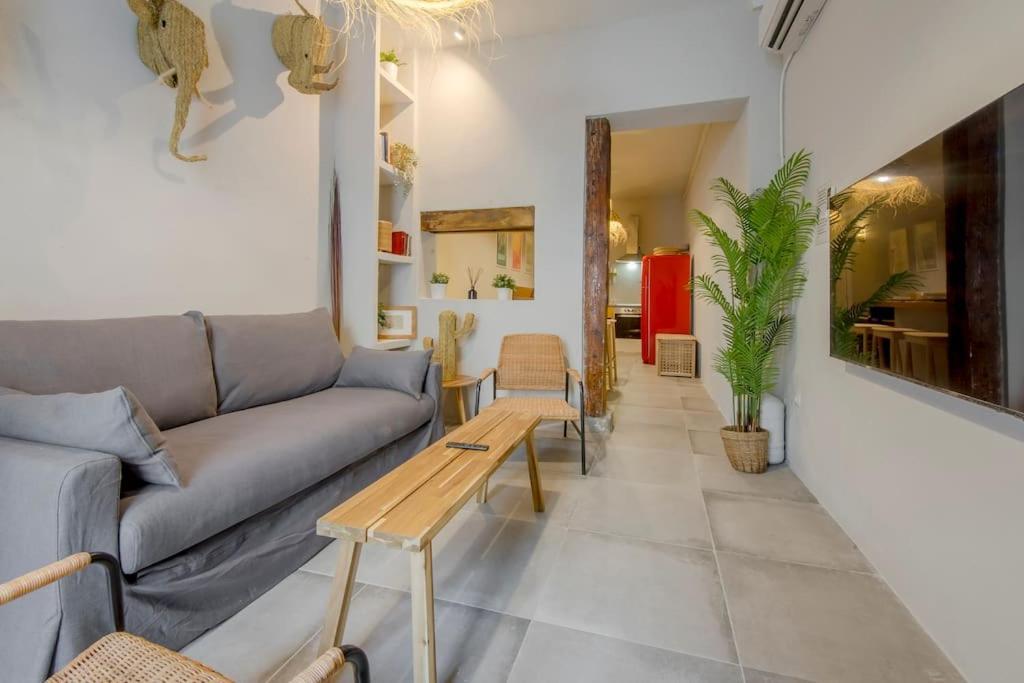 Apartmán Cool Deluxe Interior Design A 2 Min De Gran Via Madrid Exteriér fotografie